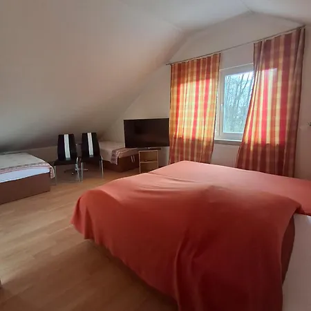 بيت ضيافة Wandlitz-pension Dampflok *