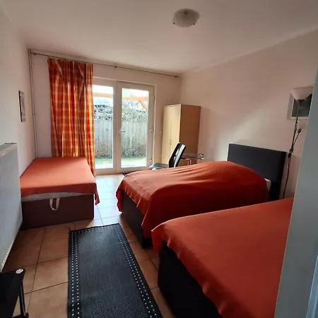 Maison d'hôtes Wandlitz-pension Dampflok