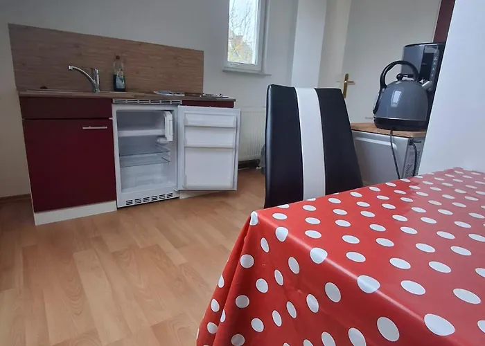 Wandlitz-pension Dampflok فاندليتس